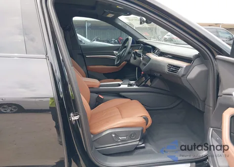 2023 Audi E-Tron Sportback Prestige S Line Quattro z USA, uszkodzony, nr VIN WA13ABGE7PB024845